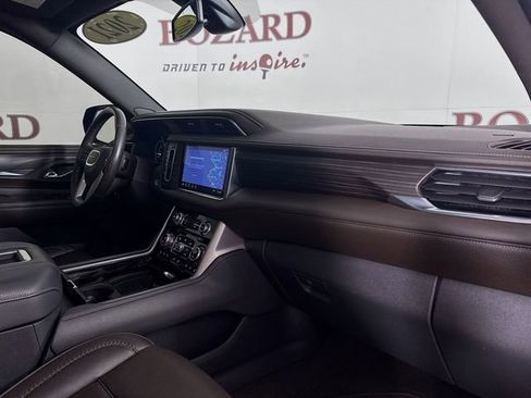 Used 2021 GMC Yukon XL Denali image 36