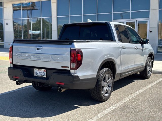 Used 2025 Honda Ridgeline TrailSport image 4