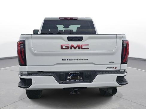 Certified 2025 GMC Sierra 2500 AT4 AWD/4WD image 7