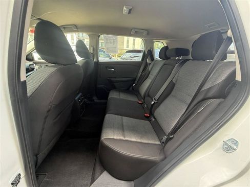 Used 2021 Nissan Rogue SV AWD/4WD image 25