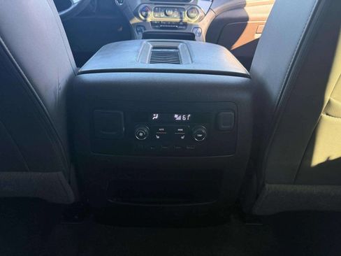 Used 2019 GMC Yukon XL Denali w/ Open Road Package image 18