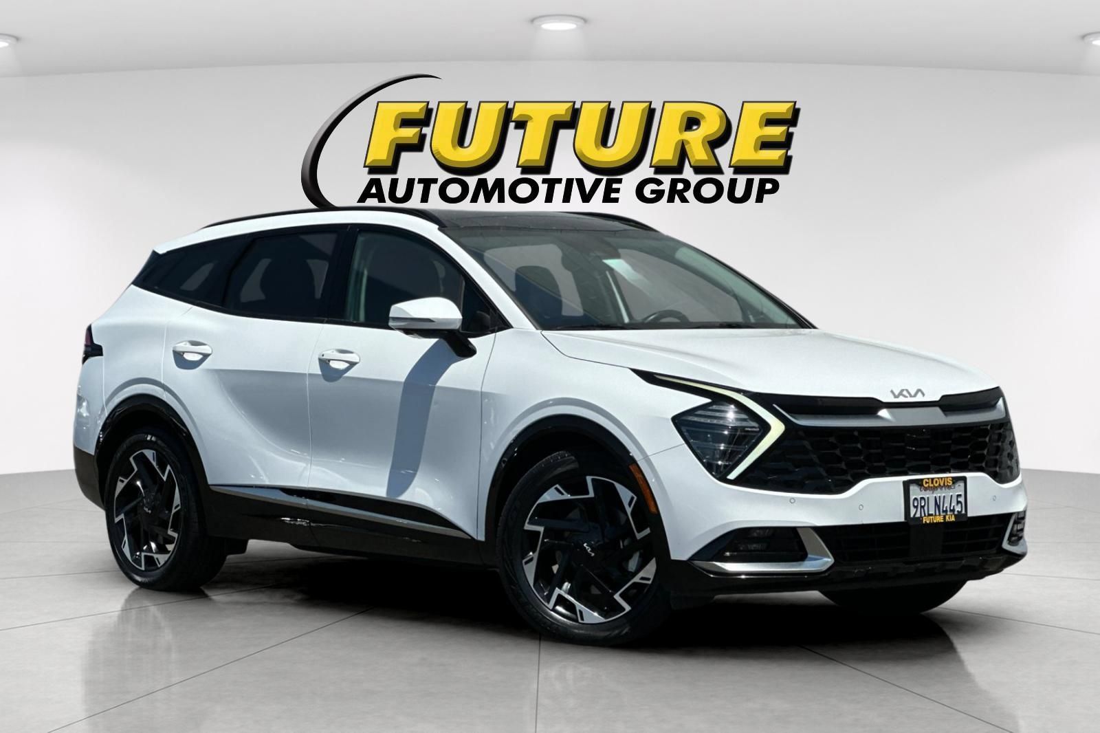 Used 2025 Kia Sportage SX FWD image 1
