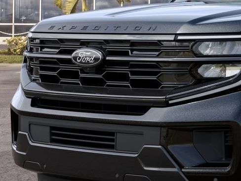 New 2027 Ford Expedition Max Platinum w/ Stealth Appearance Package RWD image 43