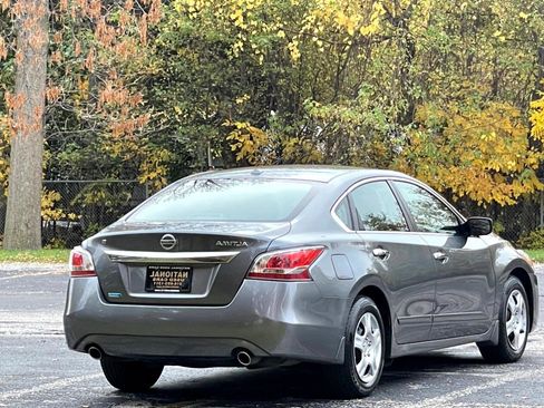 Used 2015 Nissan Altima 2.5 S w/ Power Driver Seat Package image 6