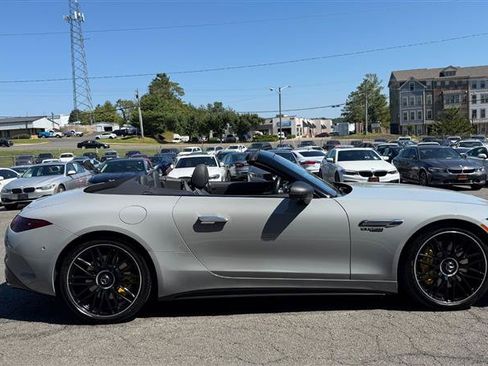 Used 2022 Mercedes-Benz SL 63 AMG 4MATIC image 4