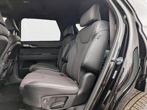 New 2024 Hyundai Palisade Calligraphy image 16