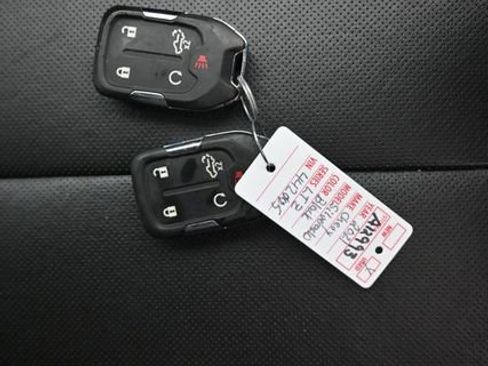 Used 2021 Chevrolet Silverado 1500 LTZ image 9