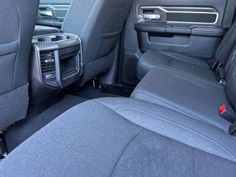 New 2026 RAM 2500 Big Horn AWD/4WD image 11