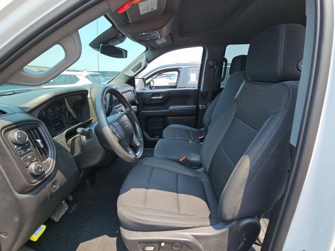 Used 2024 Chevrolet Silverado 1500 Custom w/ Rally Edition AWD/4WD image 5