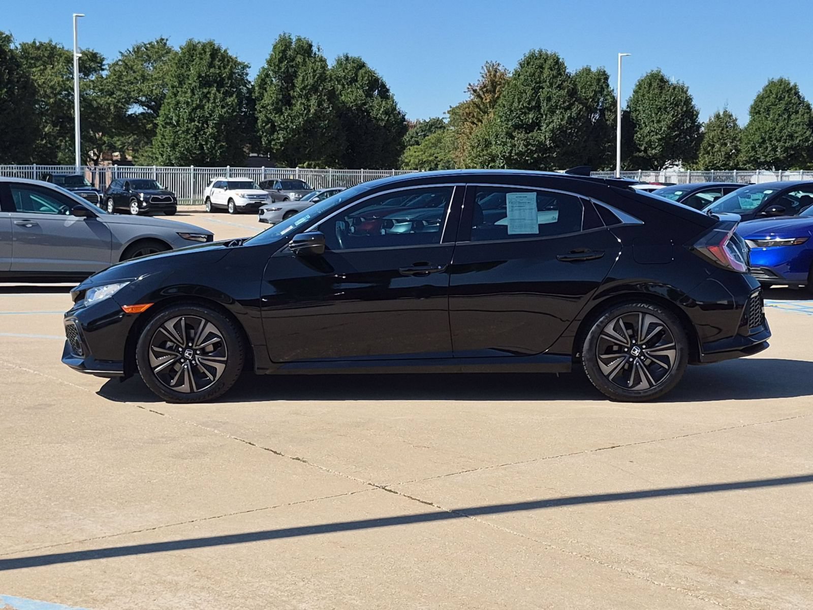 Used 2018 Honda Civic EX-L image 9