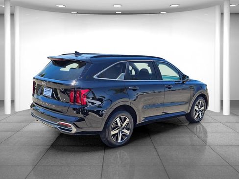Used 2021 Kia Sorento S FWD image 6