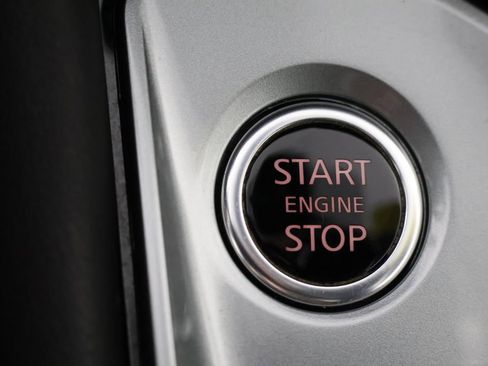Used 2023 Nissan Altima 2.5 SV FWD image 16