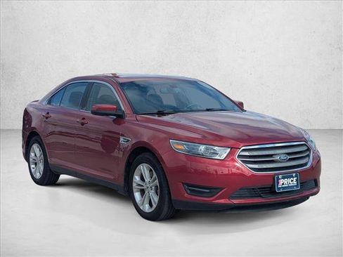 Used 2018 Ford Taurus SEL w/ Equipment Group 201A FWD image 3