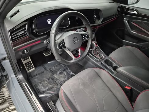 Used 2024 Volkswagen Jetta GLI 40th Anniversary Edition image 17