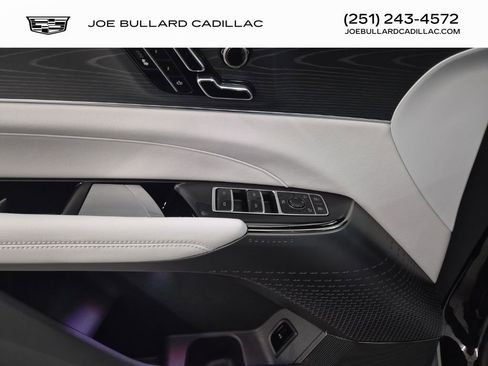 New 2026 Cadillac Lyriq Sport w/ LPO, Floor Liner Package AWD/4WD image 12