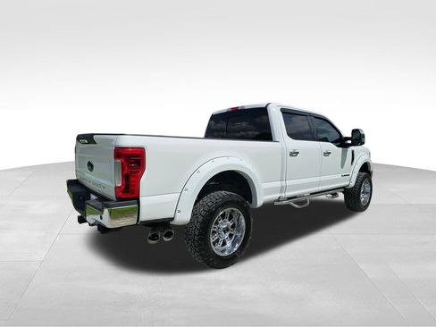 Used 2017 Ford F250 Lariat w/ Chrome Package AWD/4WD image 12
