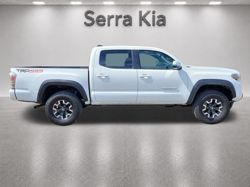 Used 2022 Toyota Tacoma TRD Off-Road w/ Technology Package AWD/4WD image 7