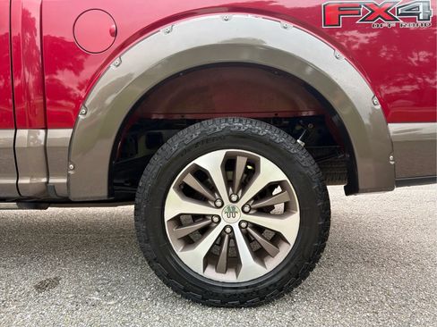 Used 2015 Ford F150 King Ranch w/ Equipment Group 601A Luxury AWD/4WD image 45