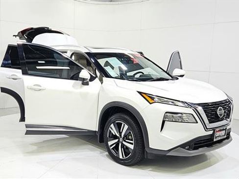Certified 2021 Nissan Rogue SL FWD image 29