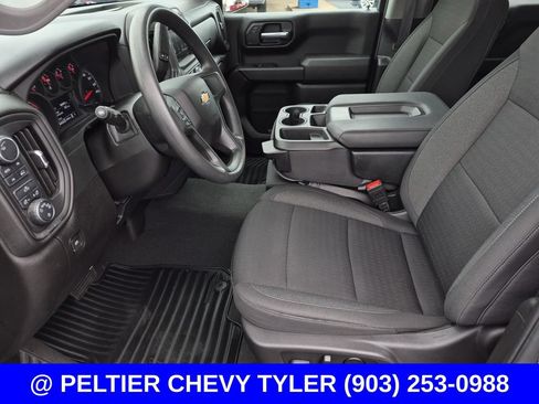Used 2025 Chevrolet Silverado 1500 Custom w/ Turbomax Blackout Package AWD/4WD image 29