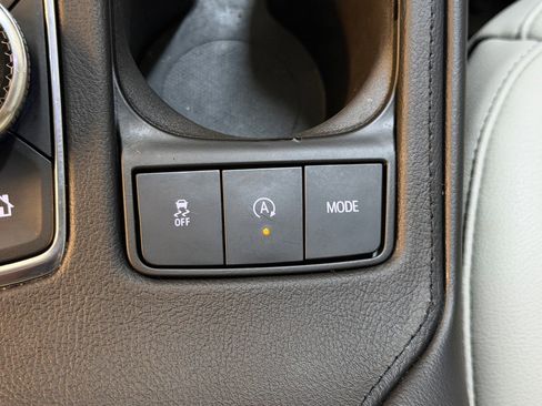 Certified 2023 Cadillac XT4 Luxury image 30