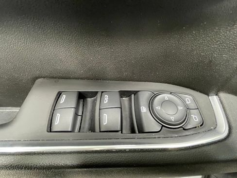 Used 2023 GMC Sierra 1500 SLE AWD/4WD image 13