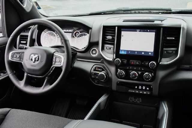 Used 2025 RAM 1500 Big Horn AWD/4WD image 2