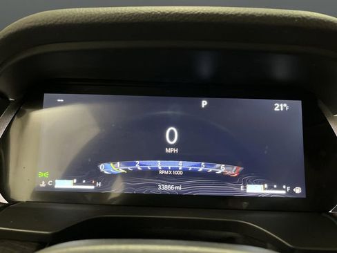 Used 2022 Jeep Grand Cherokee Limited w/ Luxury Tech Group II image 18