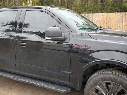 Used 2018 Ford F150 XLT w/ Equipment Group 302A Luxury AWD/4WD image 14