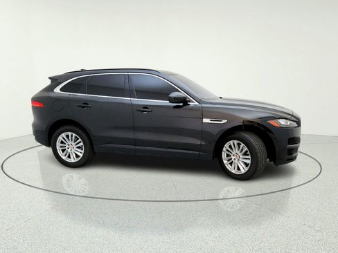 Used 2019 Jaguar F-PACE Prestige AWD/4WD image 6