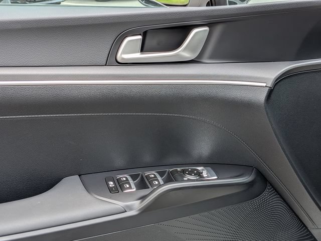 New 2026 Kia K5 LXS FWD image 11