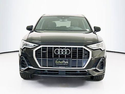 Used 2020 Audi Q3 2.0T Premium Plus w/ Premium Plus Package image 2