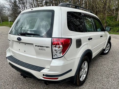Used 2012 Subaru Forester 2.5X w/ Alloy Wheel Pkg AWD/4WD image 8