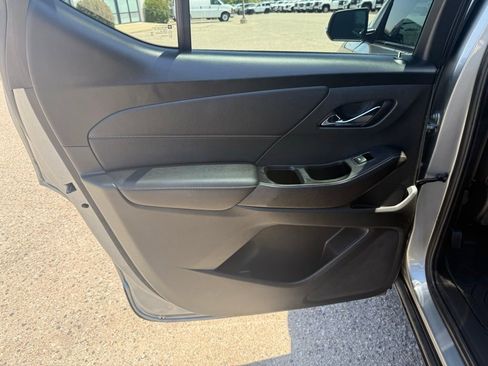 Used 2023 Chevrolet Traverse Premier w/ Redline Edition AWD/4WD image 24