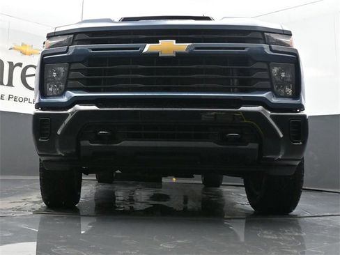 Used 2024 Chevrolet Silverado 2500 Custom w/ Custom Convenience Package image 55