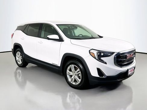 Used 2020 GMC Terrain SLE FWD image 13