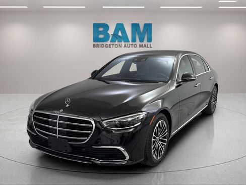 Used 2021 Mercedes-Benz S 580 4MATIC Sedan image 3