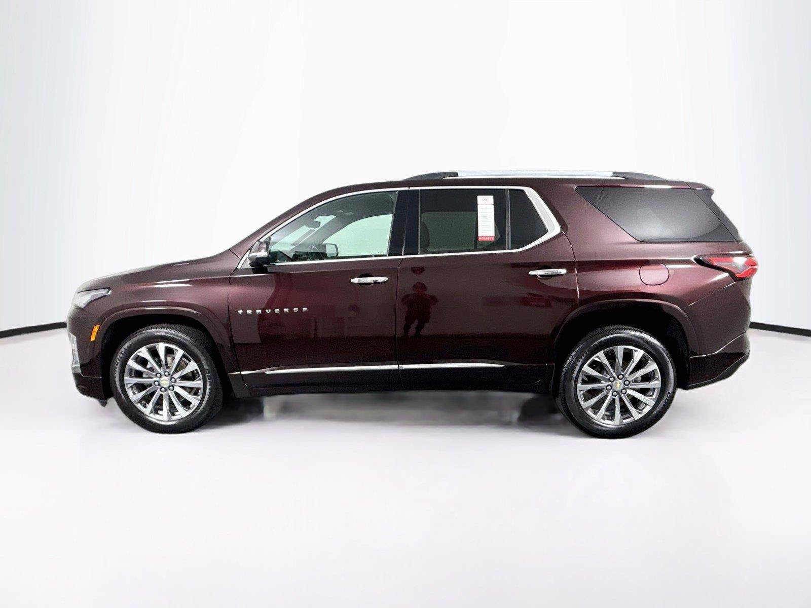 Used 2022 Chevrolet Traverse Premier AWD/4WD image 14