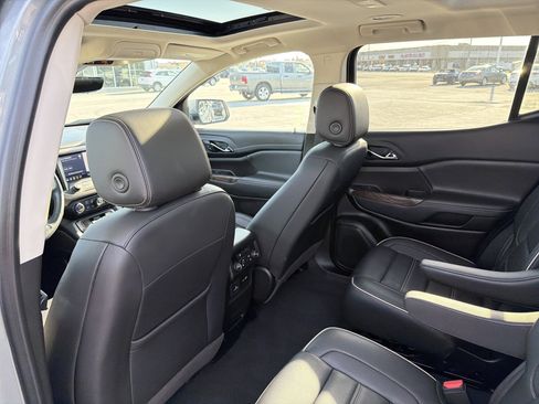 Used 2023 GMC Acadia Denali w/ Denali Technology Package FWD image 68