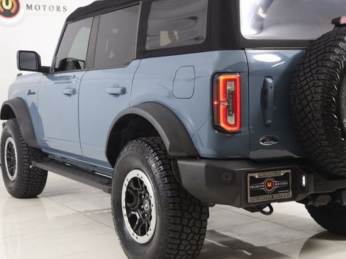 Used 2022 Ford Bronco Outer Banks w/ Sasquatch Package image 24