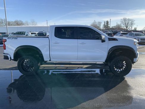 Used 2022 Chevrolet Silverado 1500 RST w/ Safety Package image 11