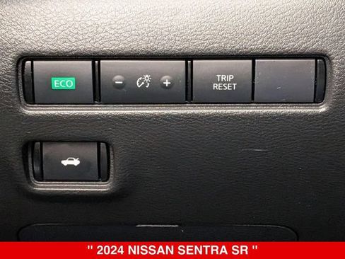 Used 2024 Nissan Sentra SR w/ SR Premium Package FWD image 19