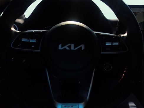 Used 2022 Kia Forte GT FWD image 19