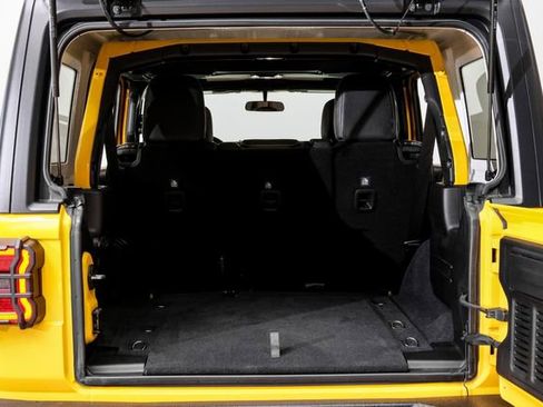 Used 2019 Jeep Wrangler Unlimited Rubicon w/ LED Lighting Group image 40