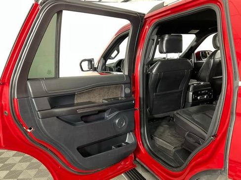 Used 2020 Ford Expedition Limited image 33