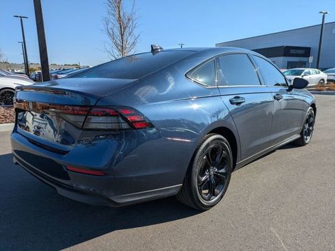Used 2025 Honda Accord SE image 4