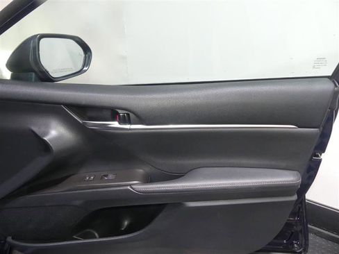 Used 2021 Toyota Camry XSE w/ Navigation Package FWD image 19