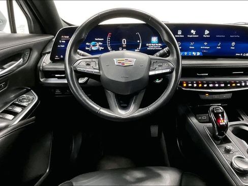 Used 2024 Cadillac XT4 Premium Luxury AWD/4WD image 6
