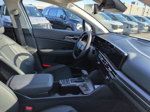 New 2026 Kia Sportage EX image 7