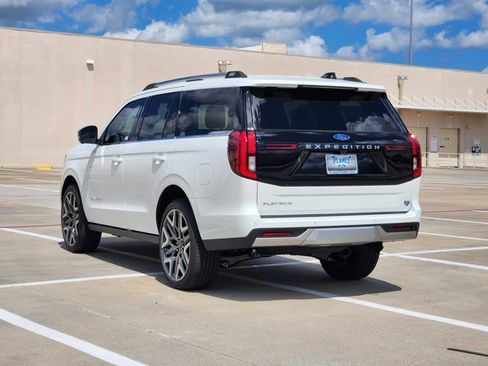 New 2026 Ford Expedition Platinum AWD/4WD image 4
